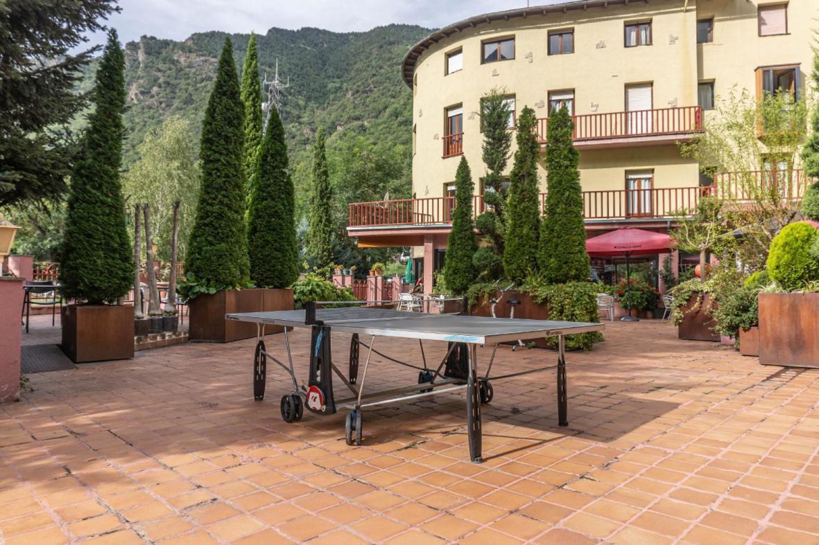 Hotel Cardos Ribera de Cardós Exteriér fotografie