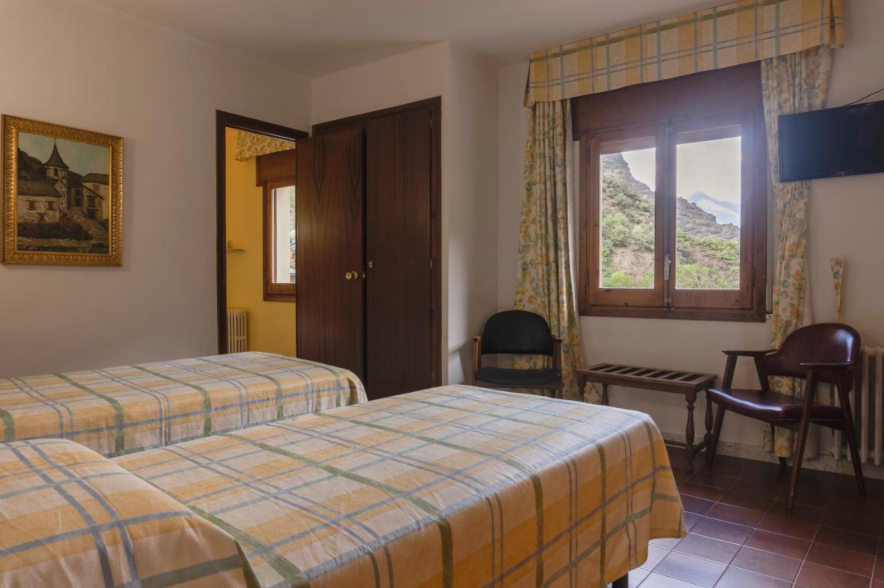 Hotel Cardos Ribera de Cardós Exteriér fotografie