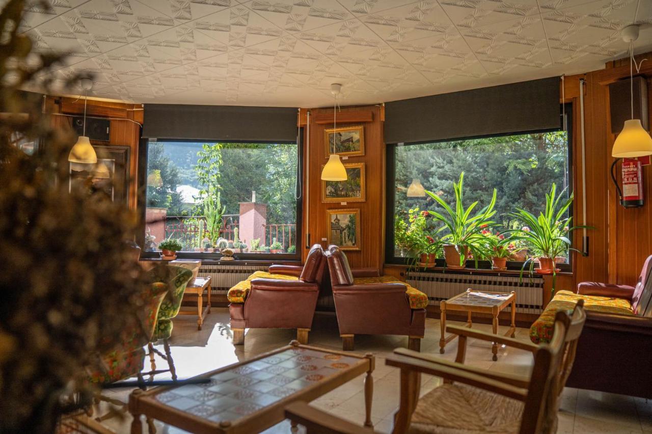 Hotel Cardos Ribera de Cardós Exteriér fotografie