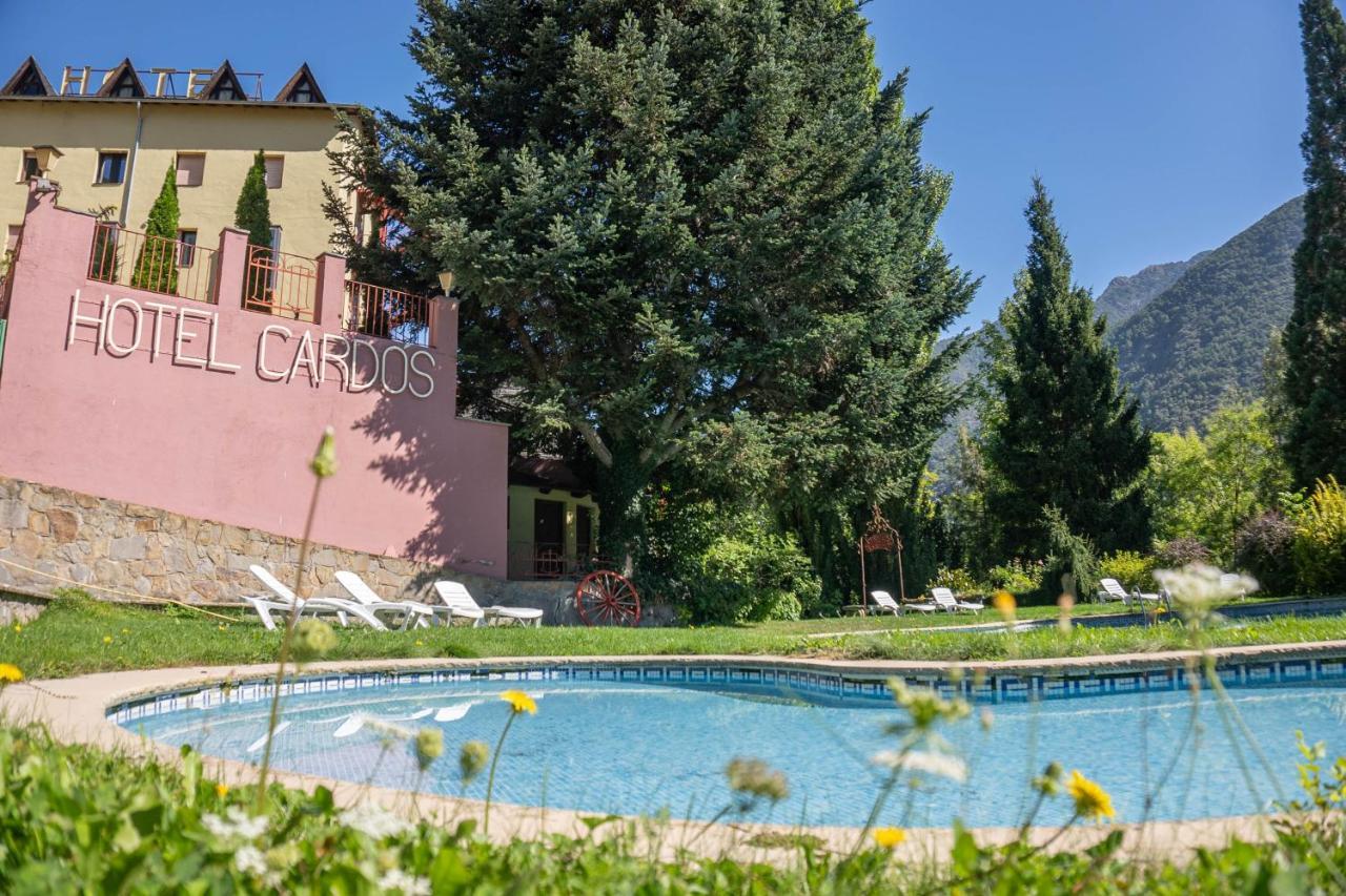 Hotel Cardos Ribera de Cardós Exteriér fotografie