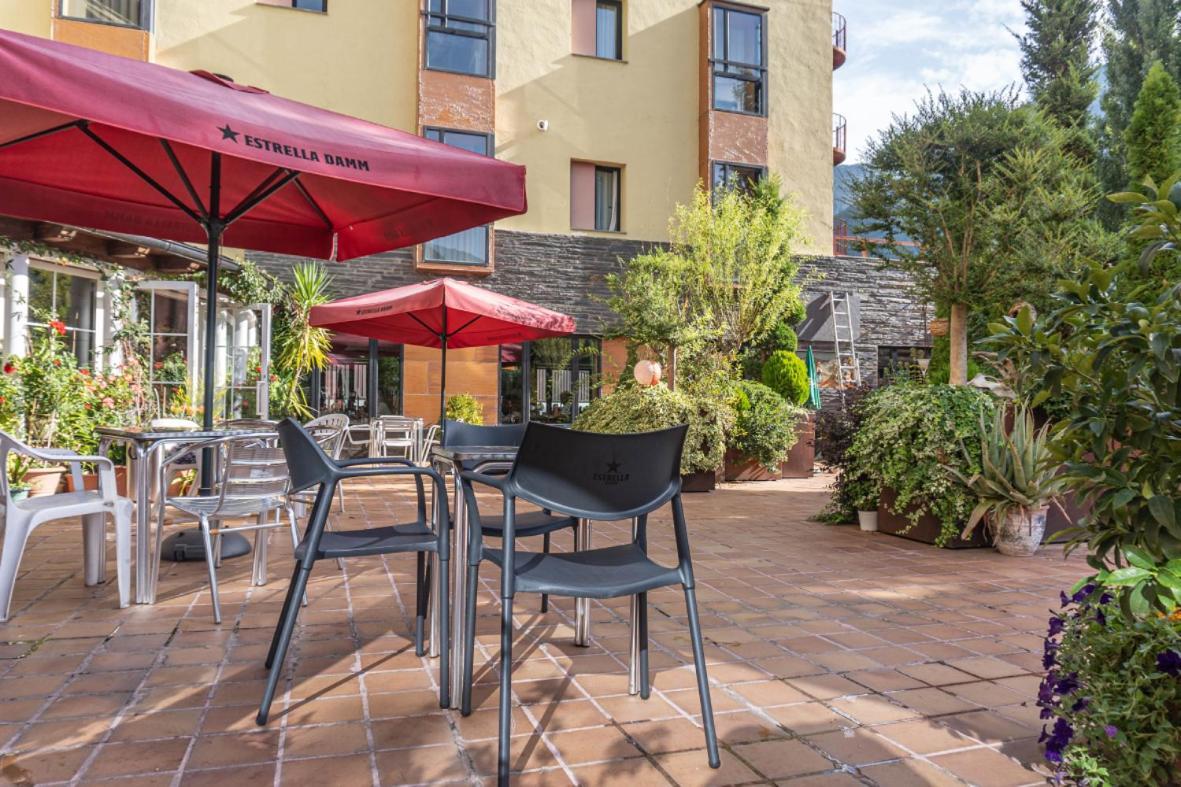 Hotel Cardos Ribera de Cardós Exteriér fotografie